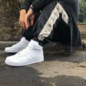 Meet your Posher, Ethan